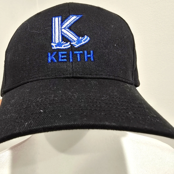 Women's cap - Picture 2 of 5